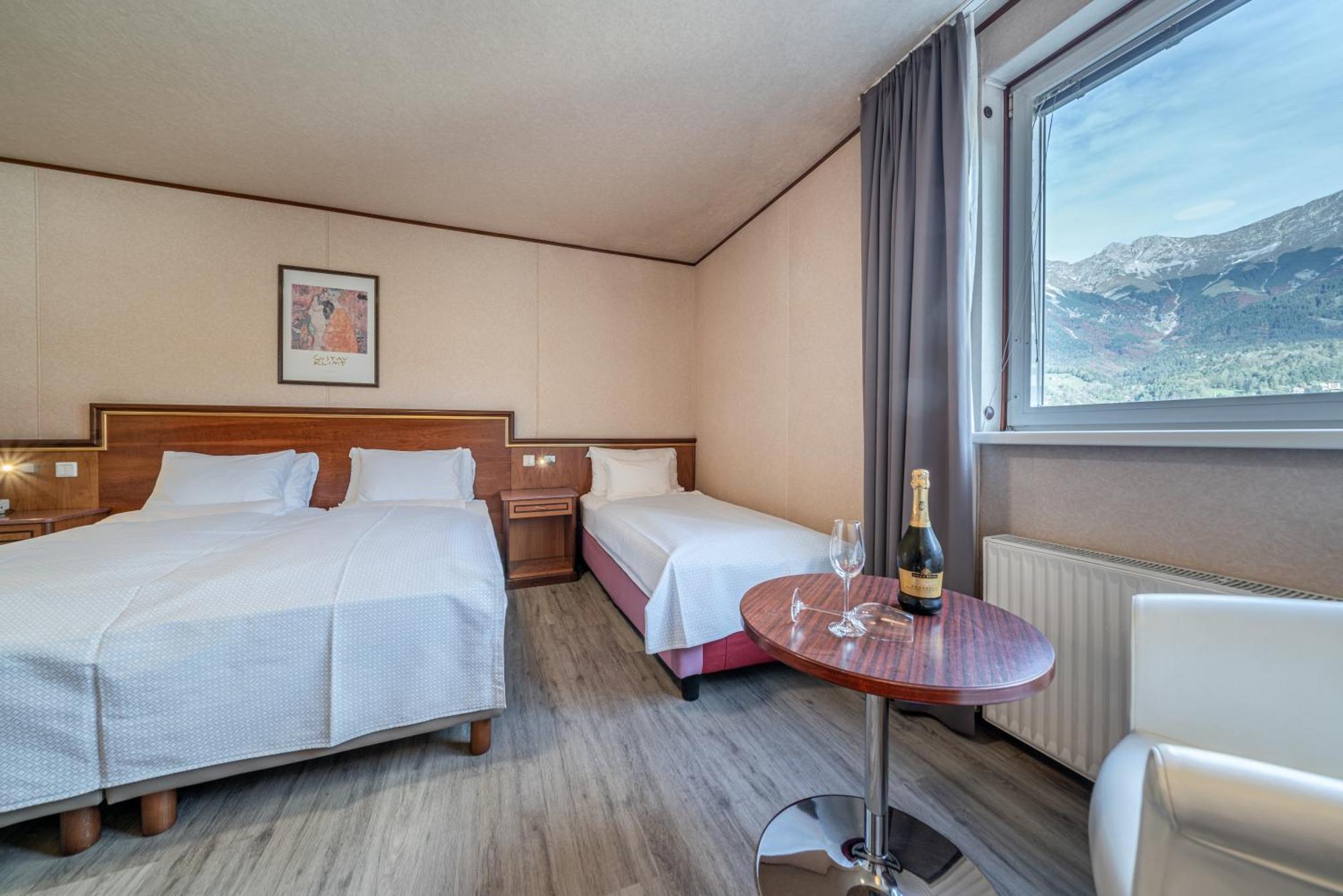Triple Room,1629388223:JPEG